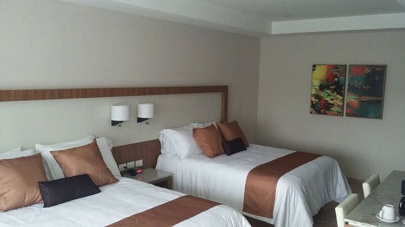 Hotel Soleil Business Class Celaya Extérieur photo